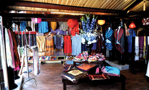 Silk Shop & Souvenirs