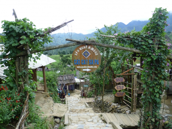 cat_cat village - Sapa tours