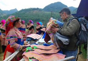 Lao Cai Simacai market 2