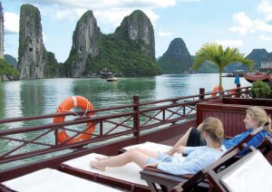 sundeck -Halong-cruise