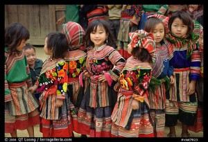 Hmong children - Sapa tours