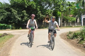 Tourist in Cuc Phuong 2