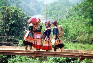 Sapa children - Sapa Tours