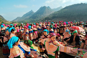 Bac Ha Market 