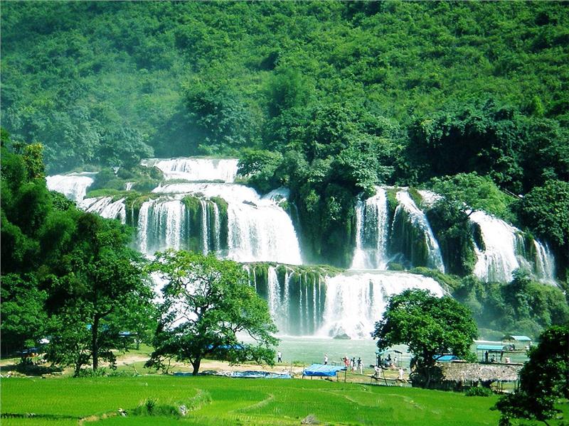 ban-gioc-waterfall