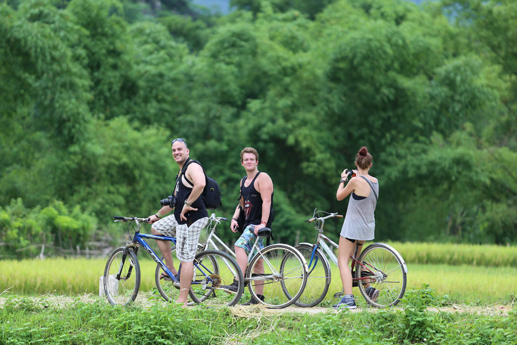 Mai Chau Tour