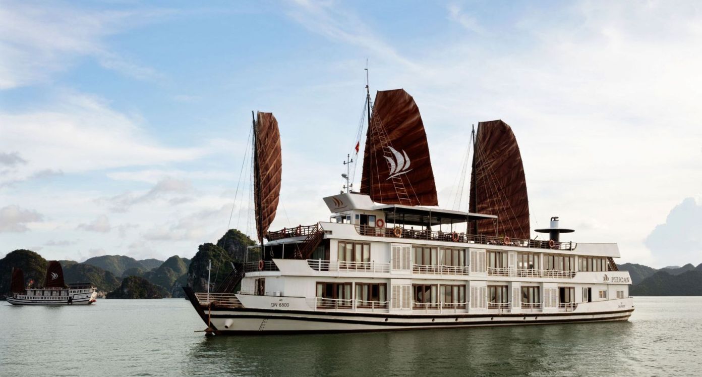 Pelican-Cruise-on-halong-bay